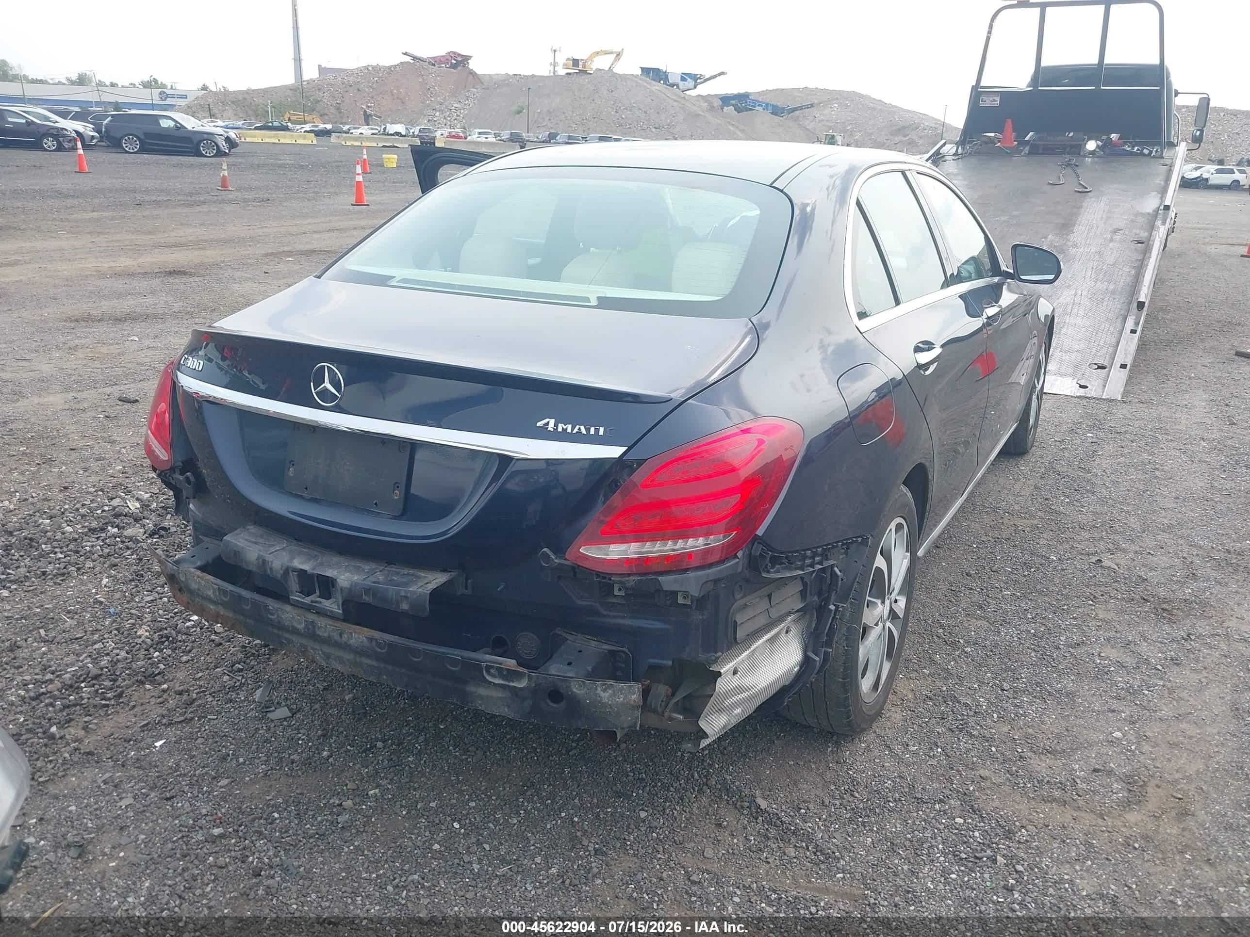 2016 MERCEDES-BENZ C 300 C300-4M