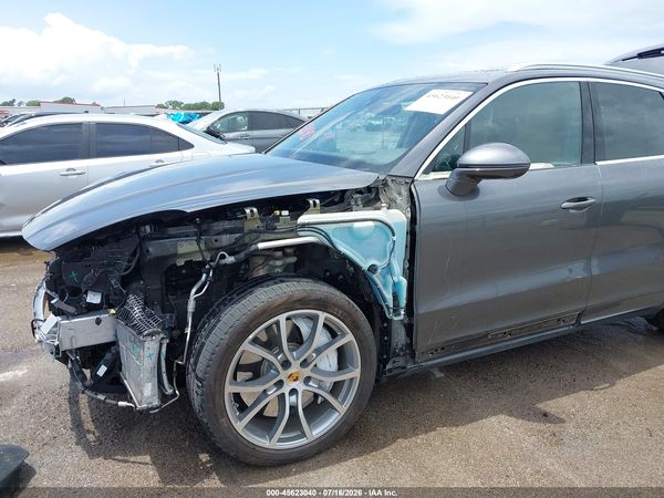 2019 PORSCHE CAYENNE TURBO