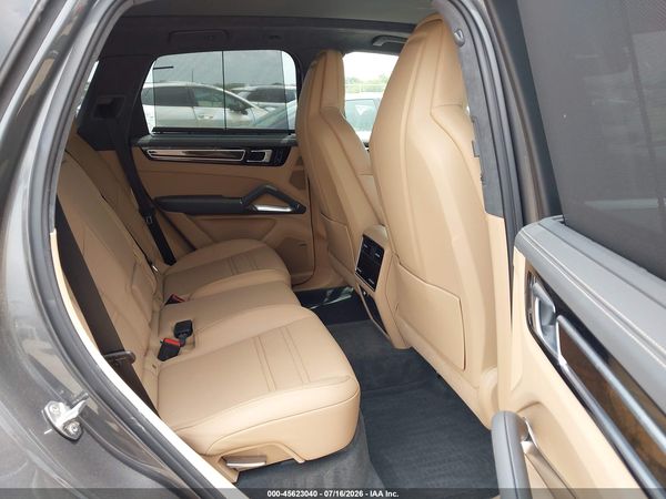 2019 PORSCHE CAYENNE TURBO