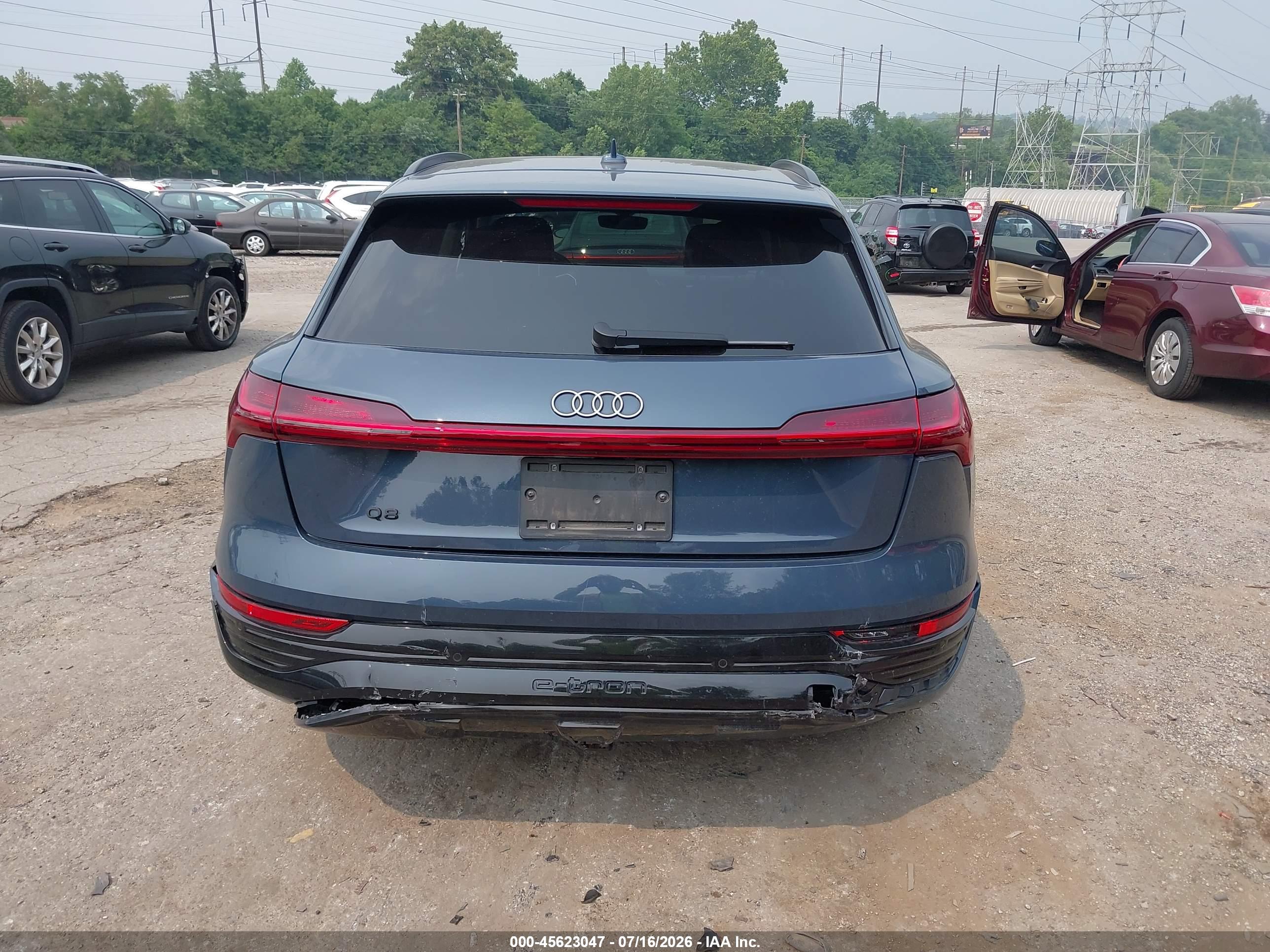 2024 AUDI Q8 E-TRON PREMIUM PLUS QUATTRO