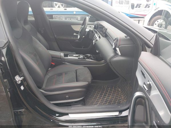 2025 MERCEDES-BENZ CLA 250 COUPE 4MATIC