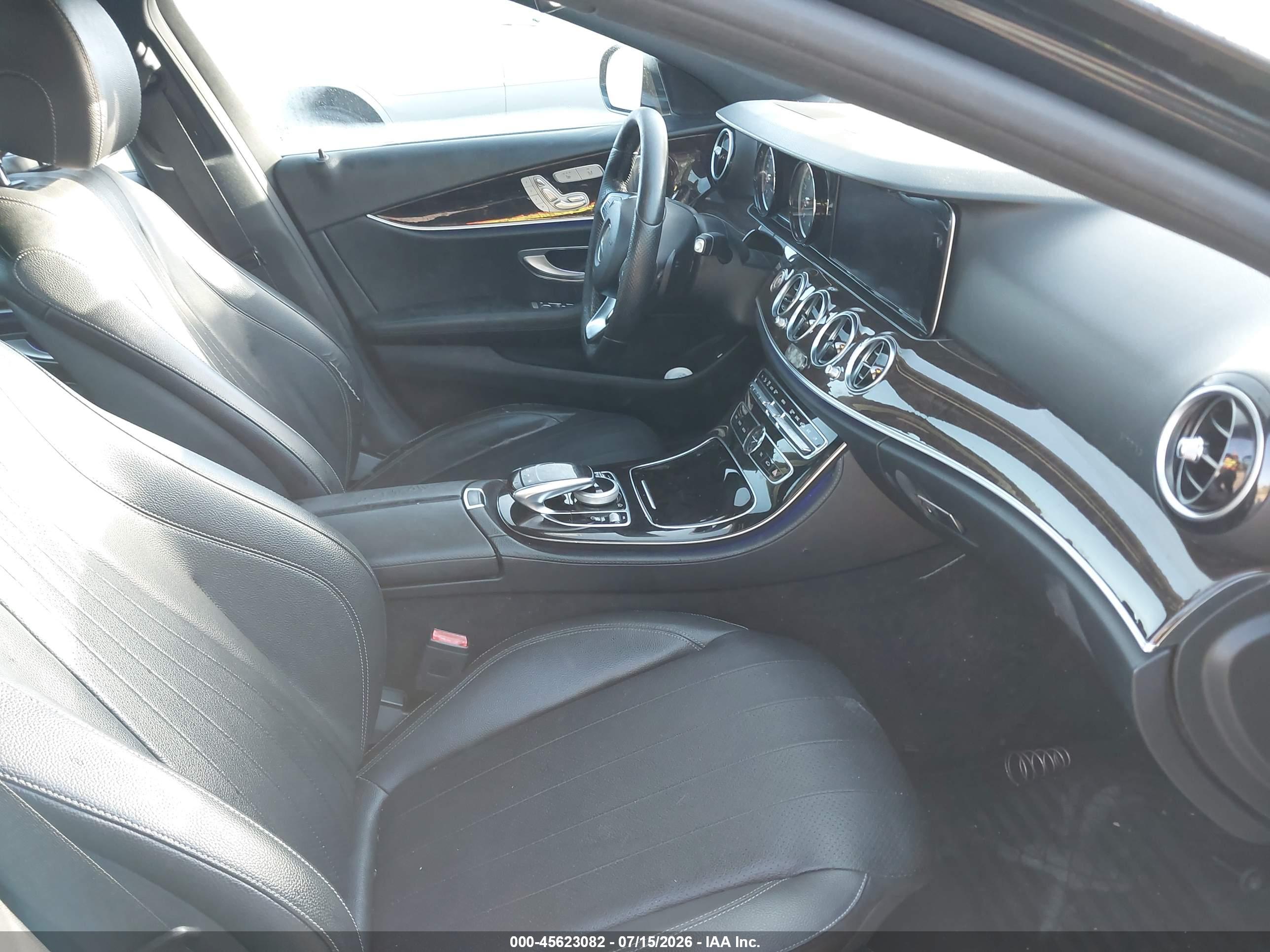 2017 MERCEDES-BENZ E 300 4MATIC