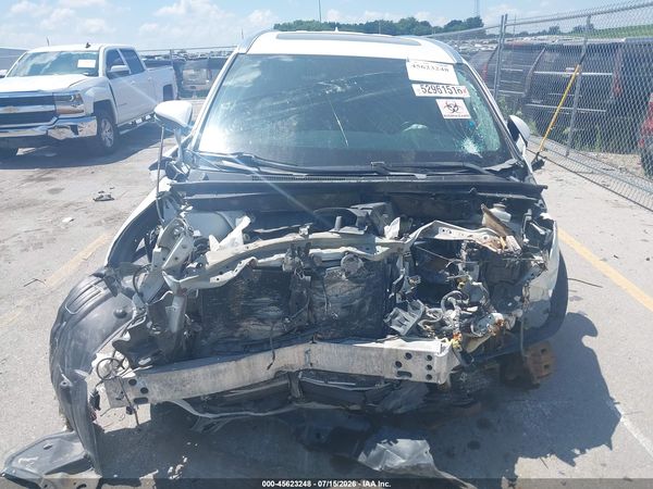 2016 TOYOTA HIGHLANDER XLE V6