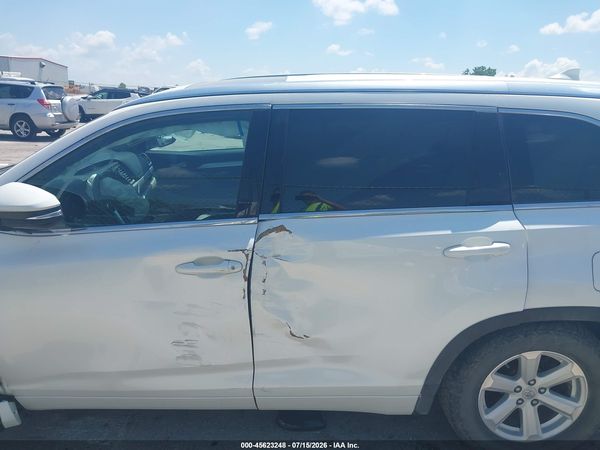 2016 TOYOTA HIGHLANDER XLE V6