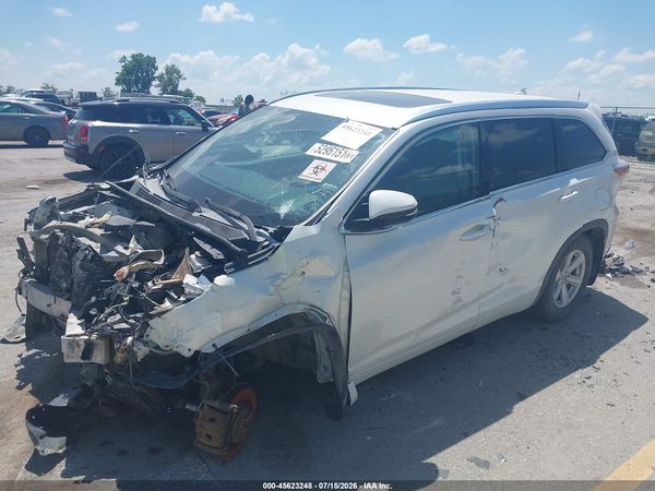 2016 TOYOTA HIGHLANDER XLE V6
