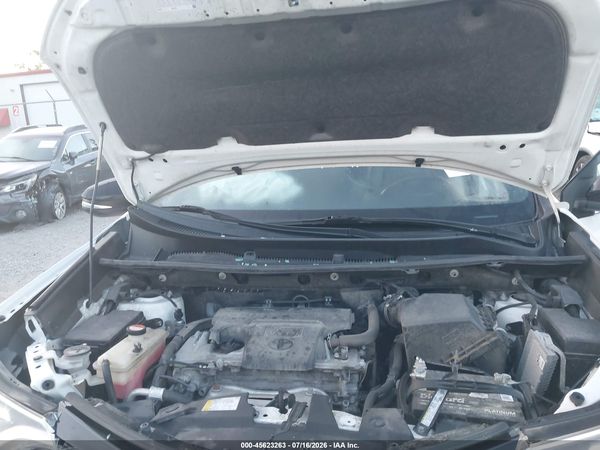 2016 TOYOTA RAV4 SE