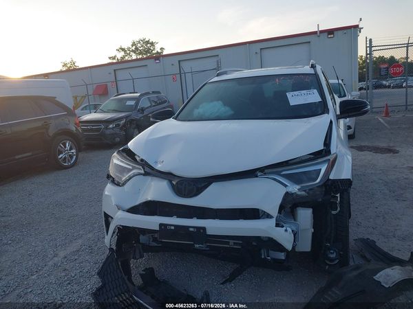 2016 TOYOTA RAV4 SE