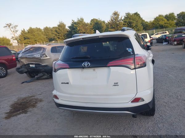 2016 TOYOTA RAV4 SE