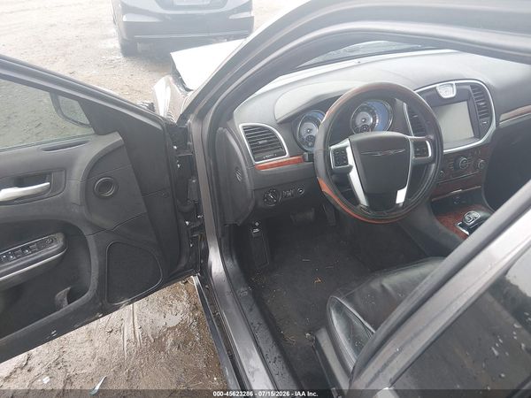 2013 CHRYSLER 300 MOTOWN