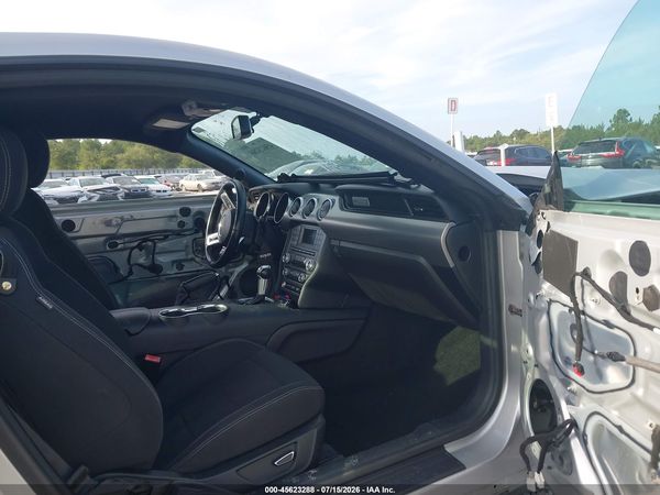 2018 FORD MUSTANG GT/GT PREMIUM