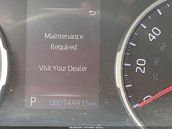 2020 TOYOTA RAV4 LE