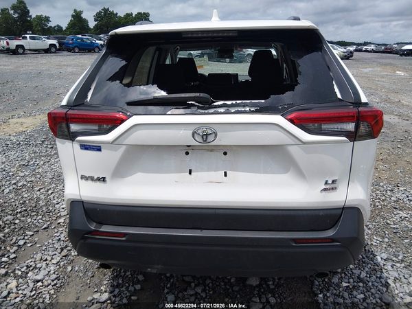 2020 TOYOTA RAV4 LE