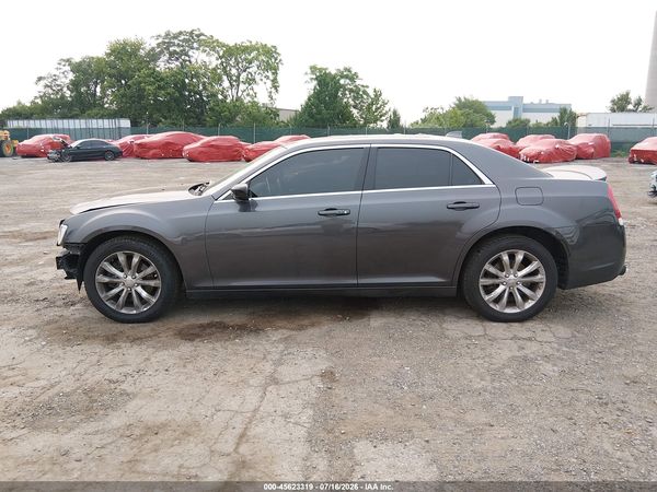 2016 CHRYSLER 300 ANNIVERSARY EDITION — I117