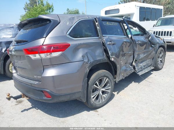 2017 TOYOTA HIGHLANDER LE PLUS