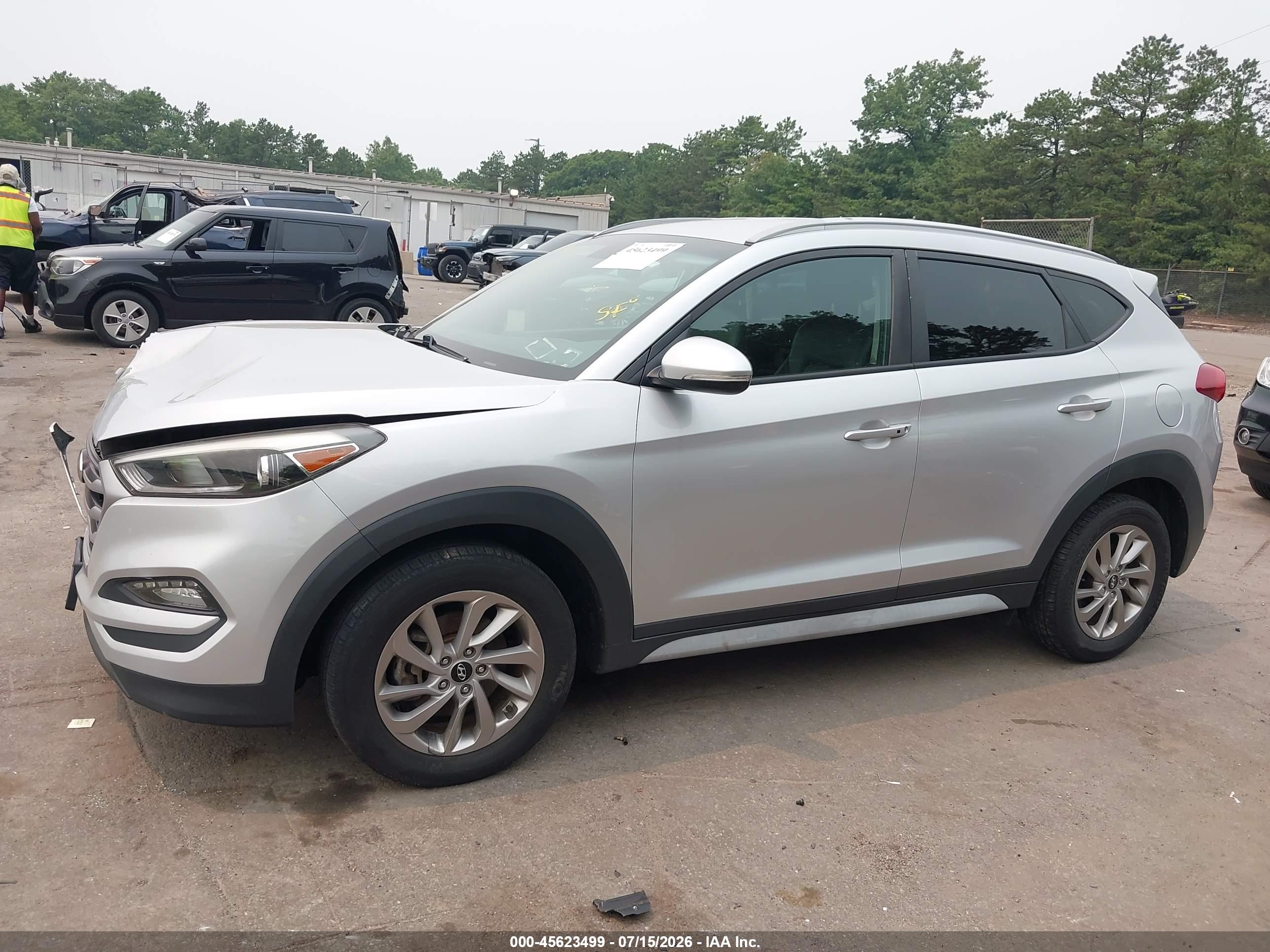 2017 HYUNDAI TUCSON