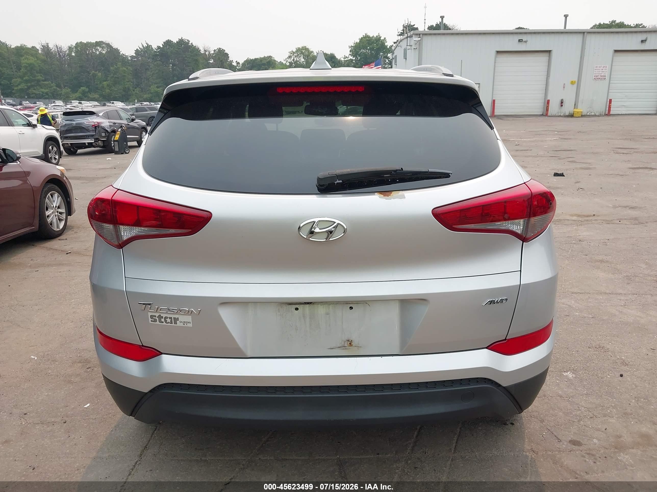 2017 HYUNDAI TUCSON