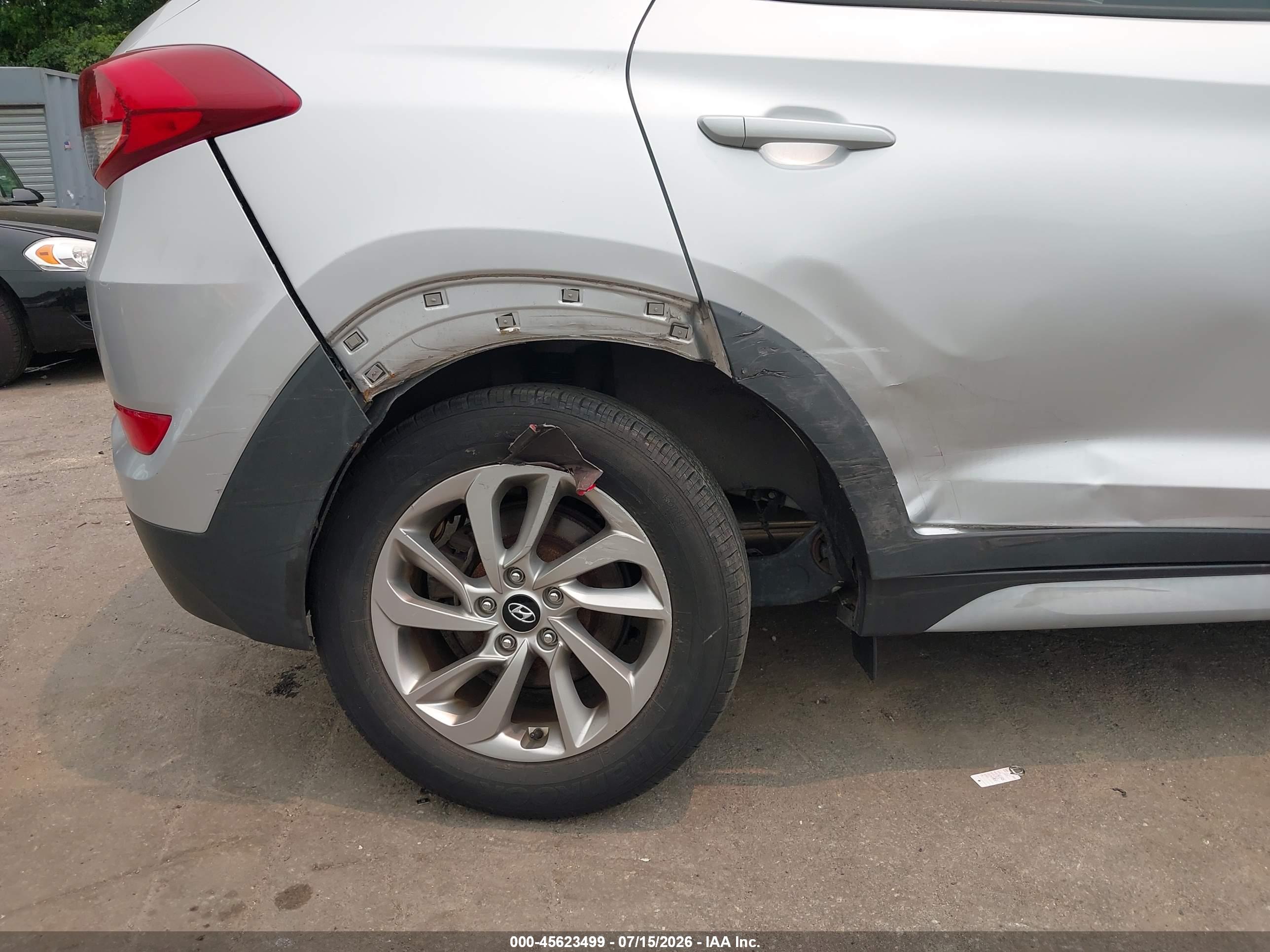 2017 HYUNDAI TUCSON