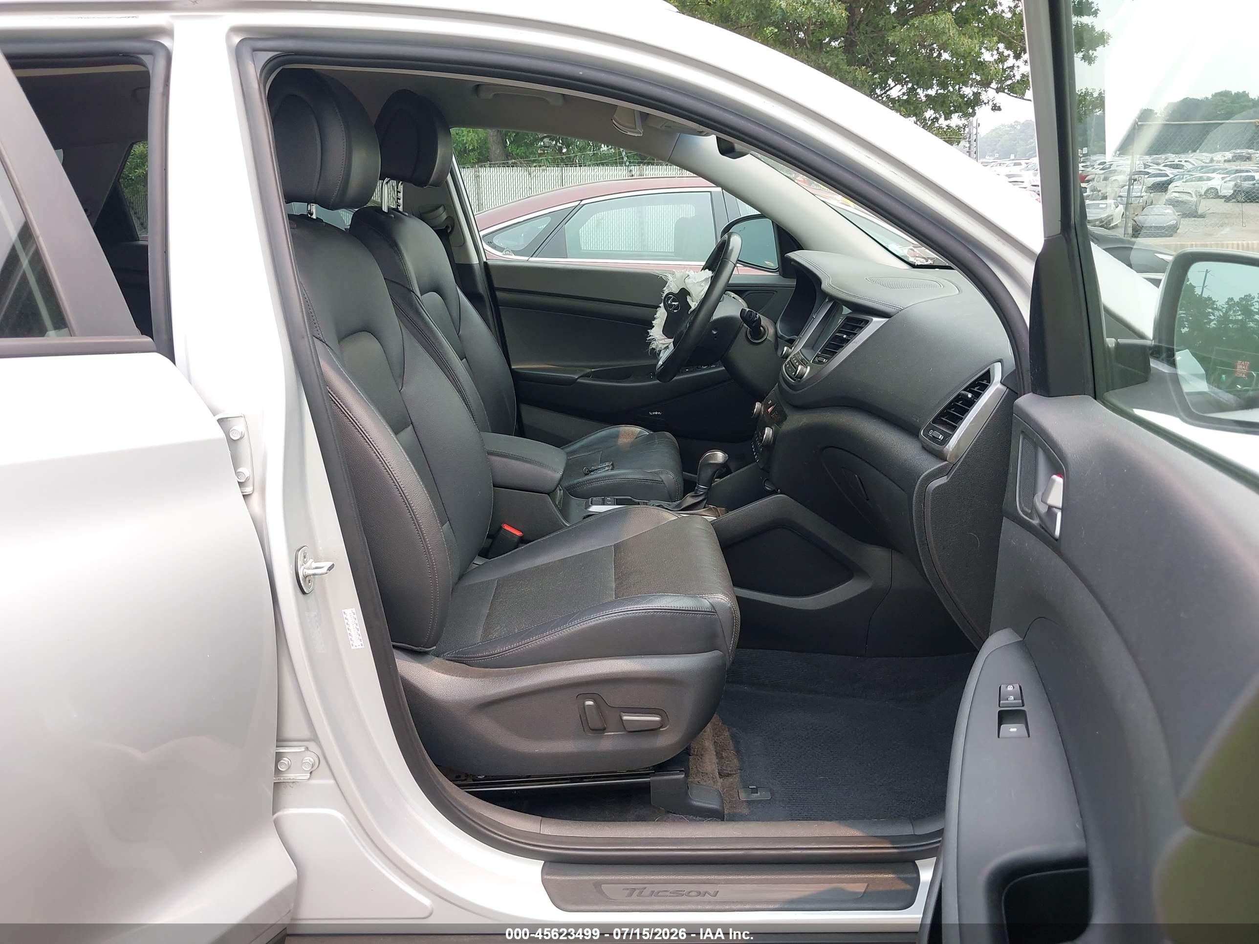 2017 HYUNDAI TUCSON