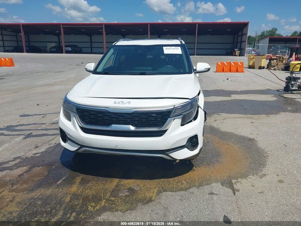 2023 KIA SELTOS EX