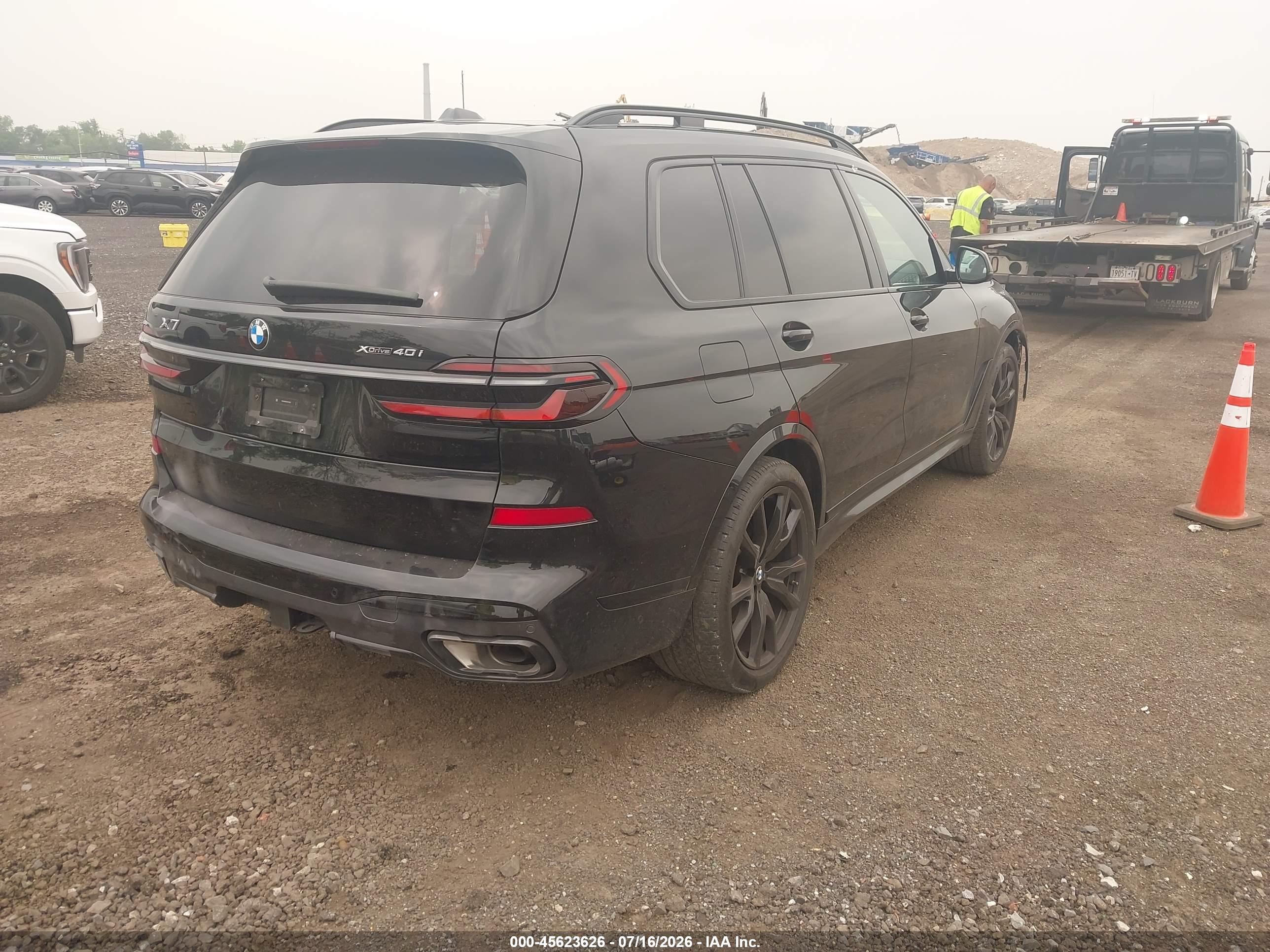2025 BMW X7 XDRIVE40I