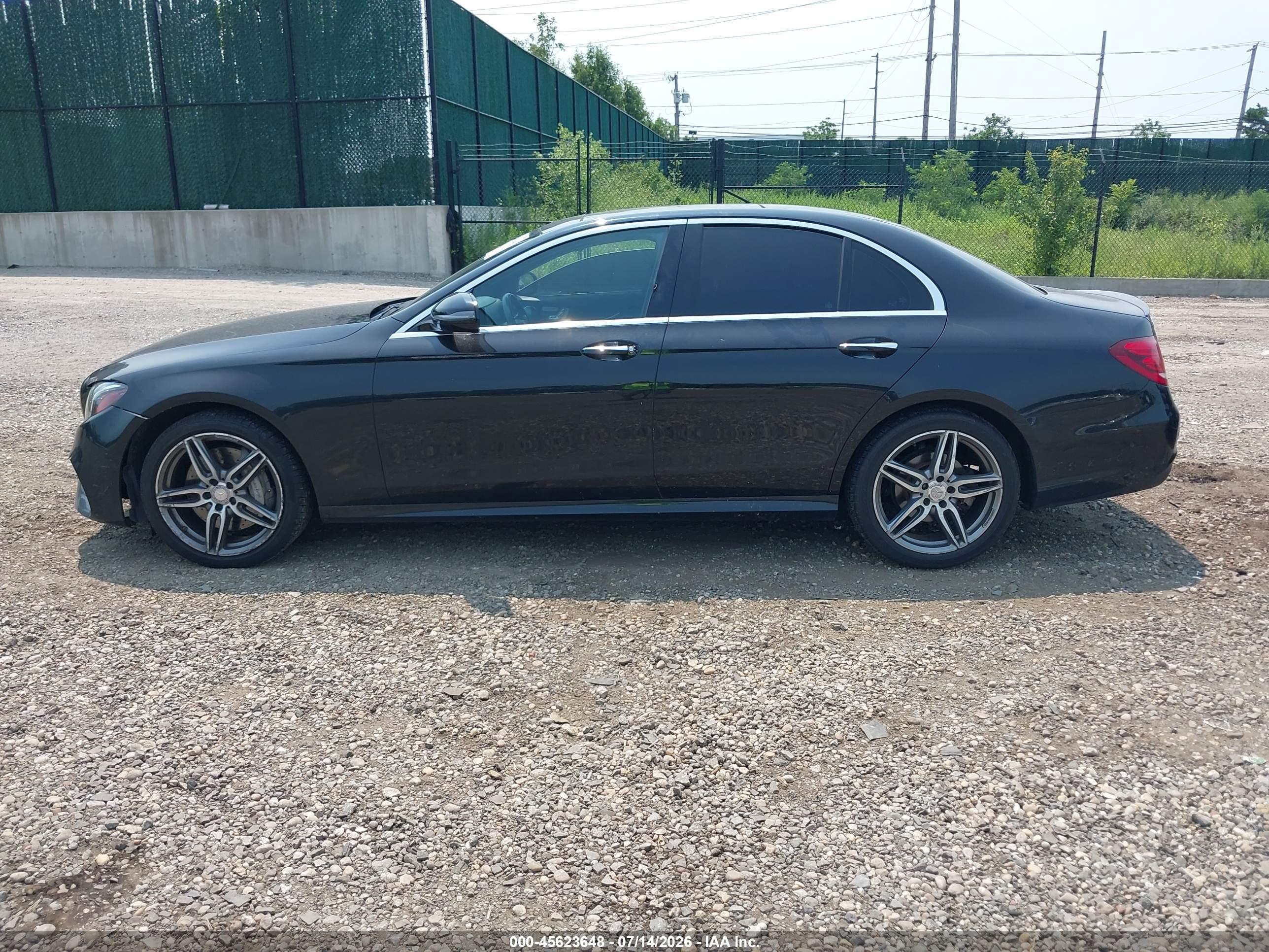 2017 MERCEDES-BENZ E 300 4MATIC