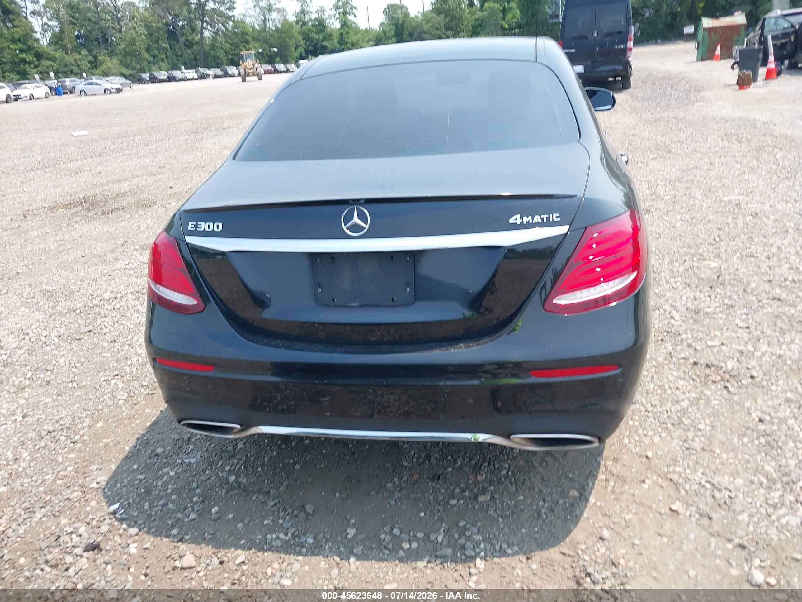 2017 MERCEDES-BENZ E 300 4MATIC