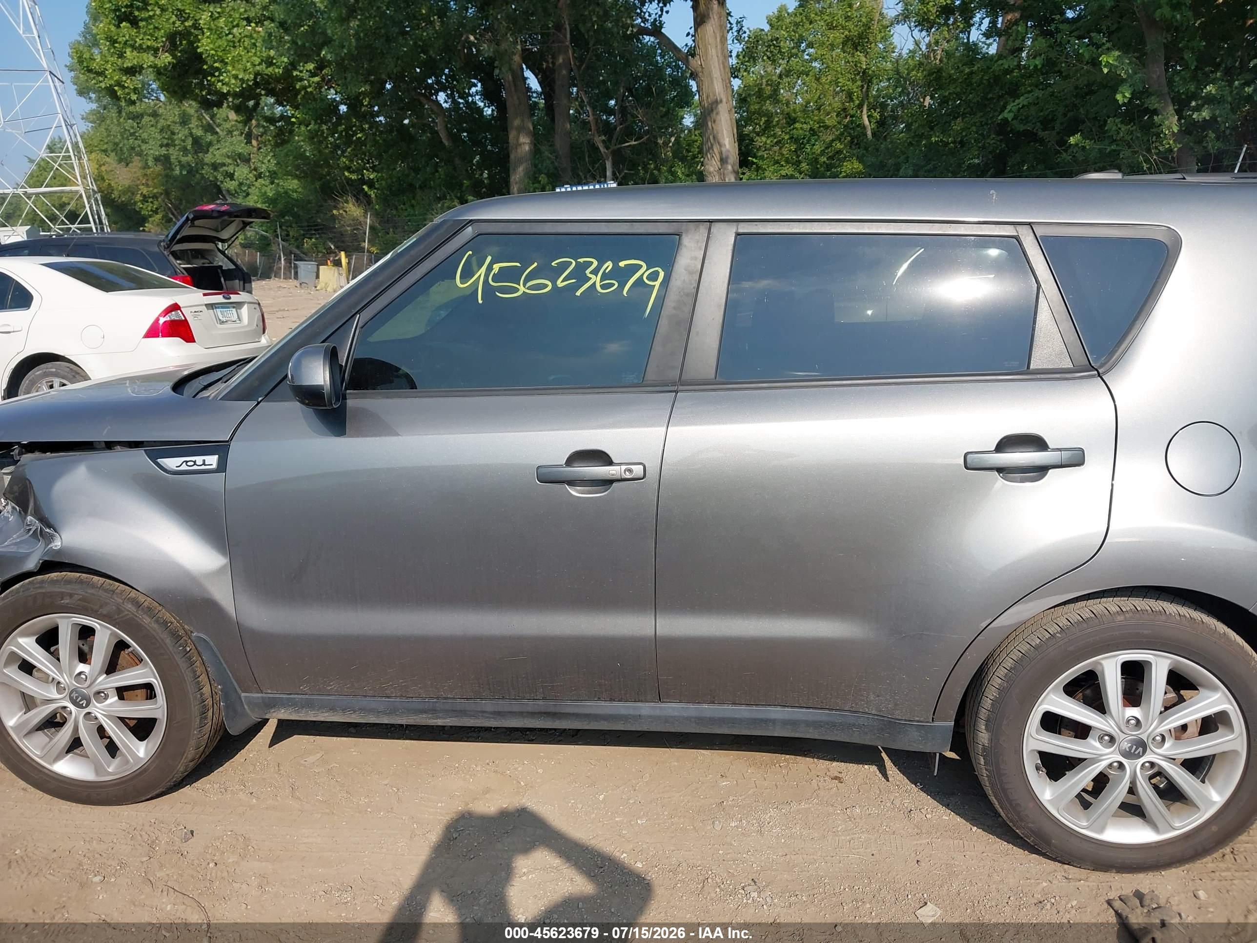 2017 KIA SOUL +