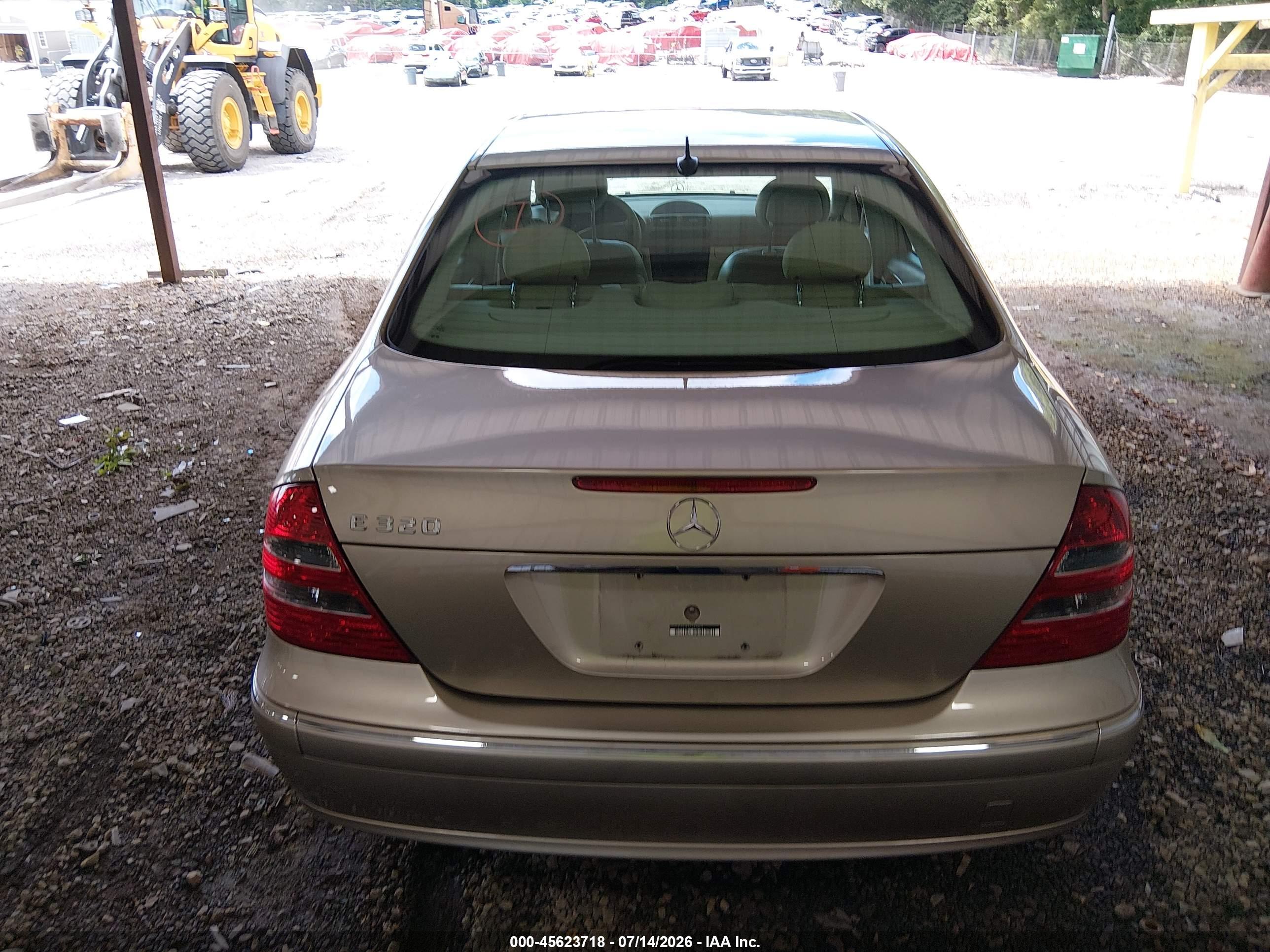 2003 MERCEDES-BENZ E 320 E320