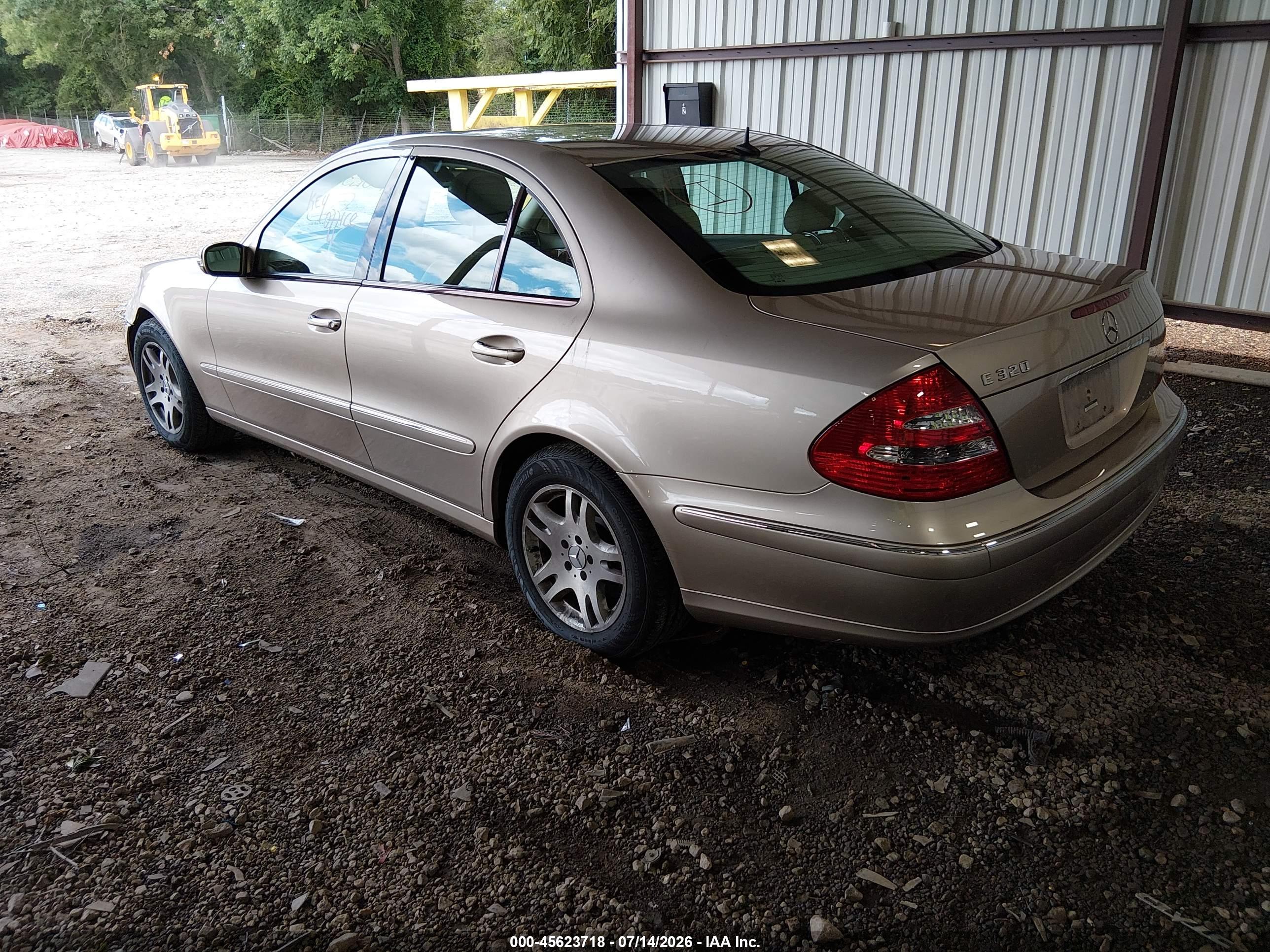 2003 MERCEDES-BENZ E 320 E320