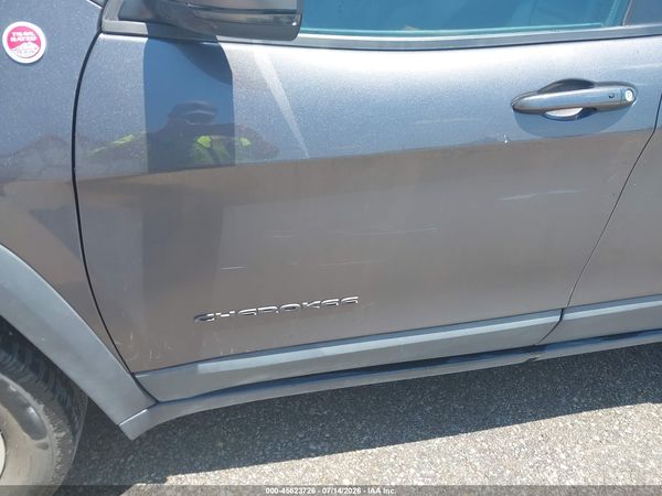 2020 JEEP CHEROKEE TRAILHAWK 4X4