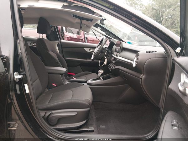 2022 KIA FORTE LXS