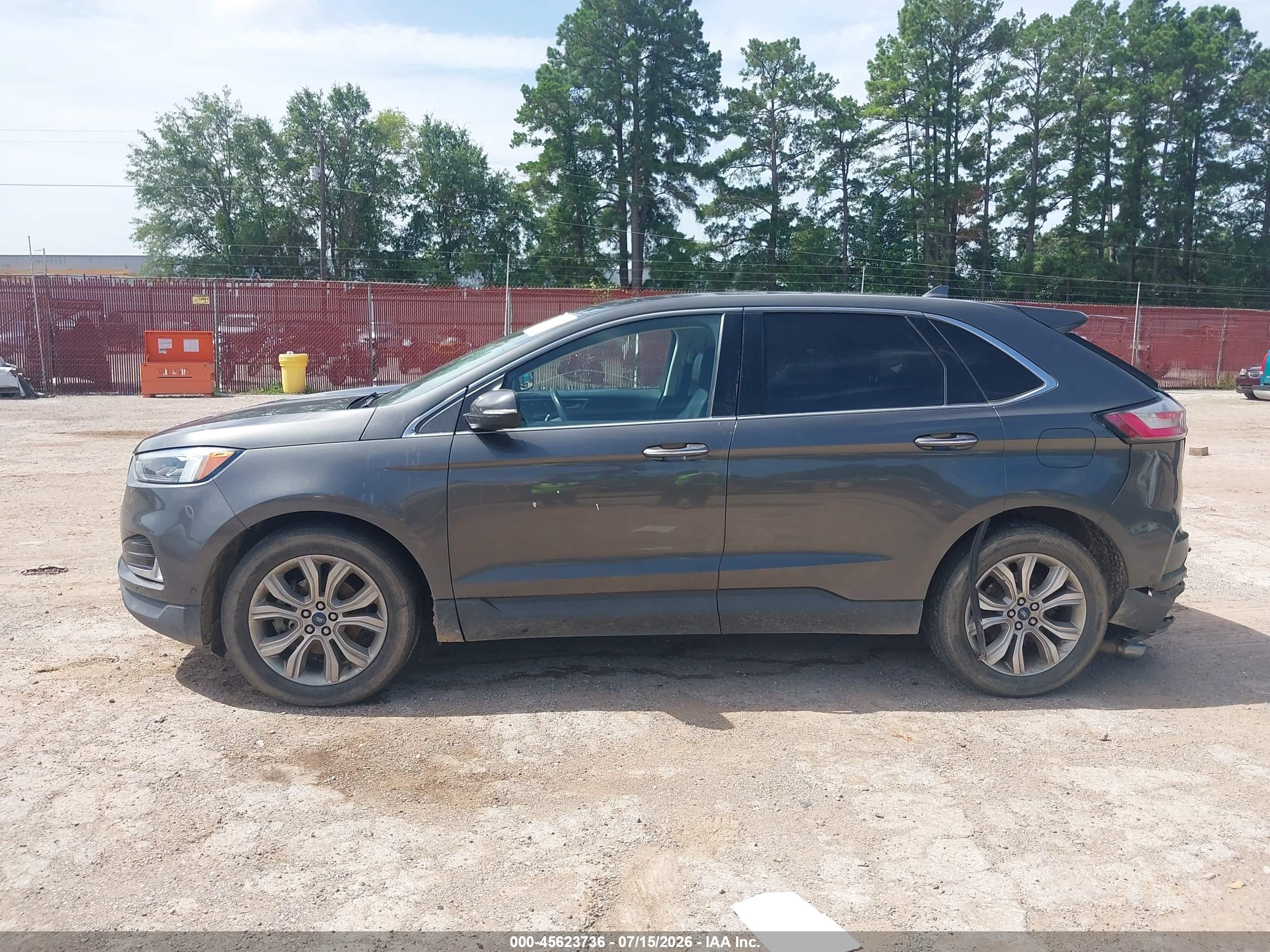 2019 FORD EDGE TITANIUM
