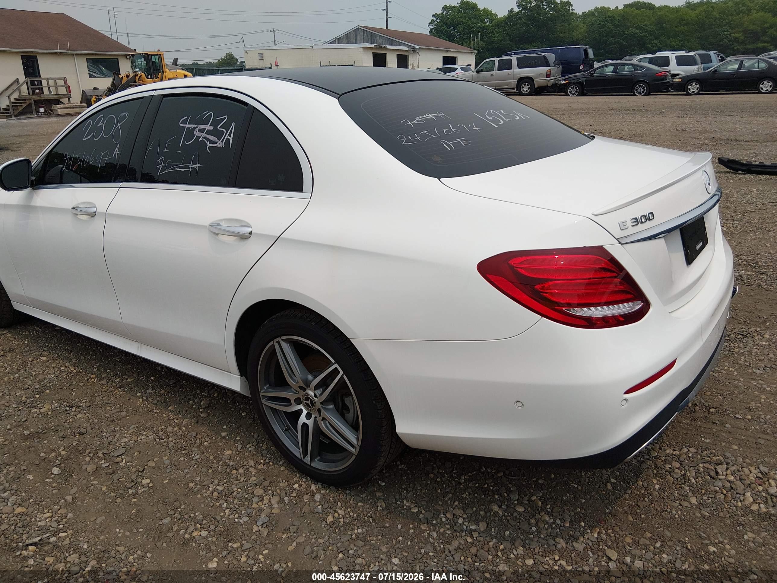 2019 MERCEDES-BENZ E 300 4MATIC