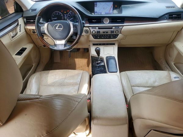 2013 LEXUS ES350