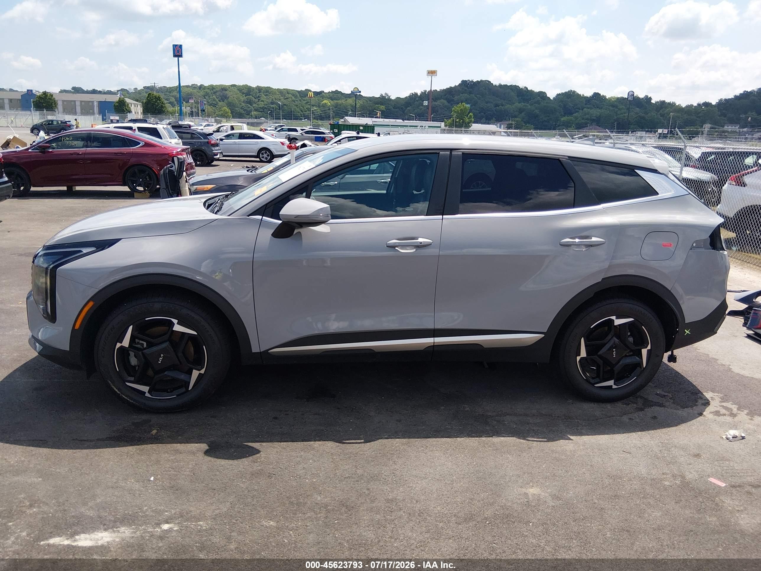 2026 KIA SPORTAGE EX