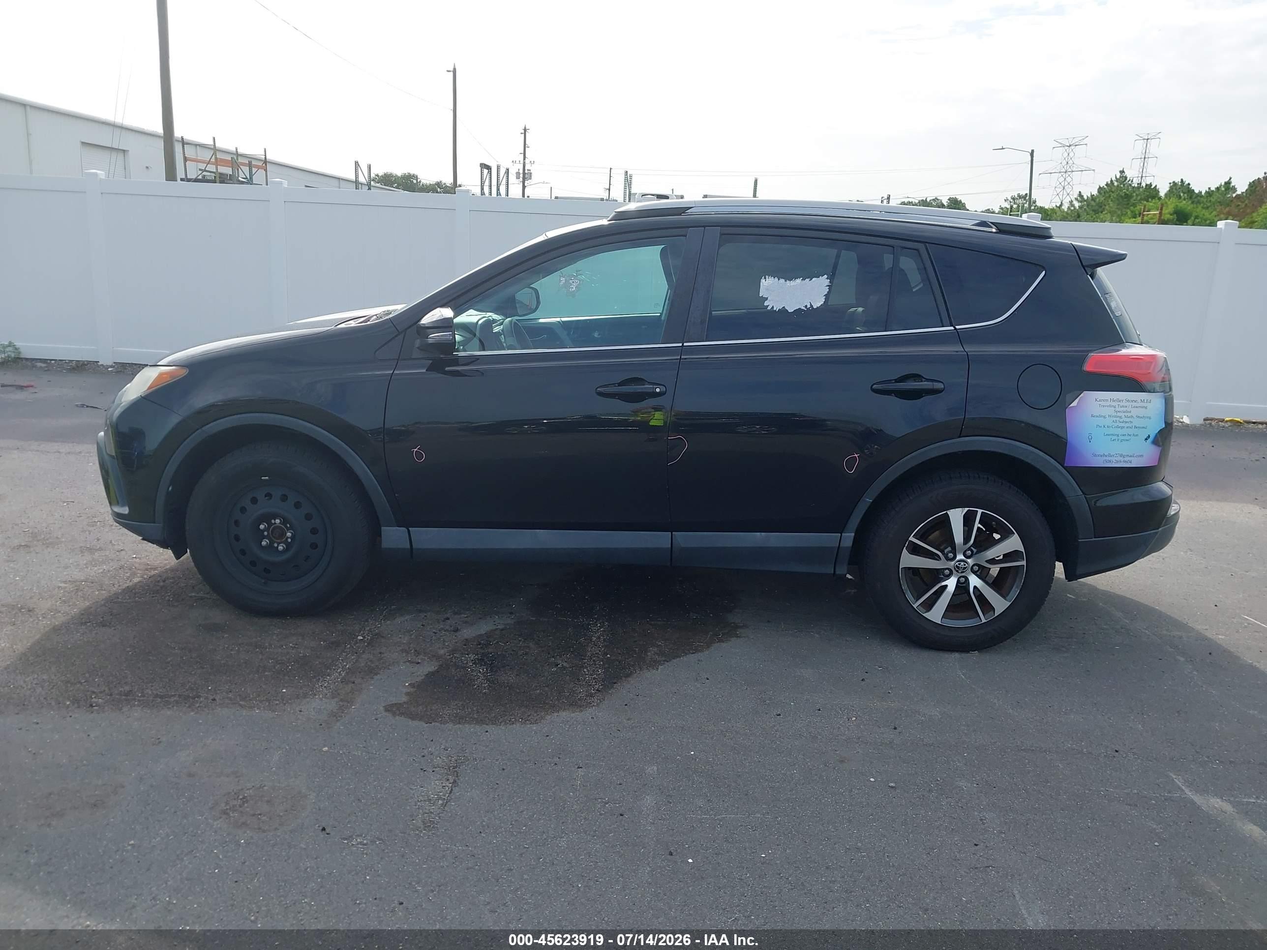 2018 TOYOTA RAV4 XLE