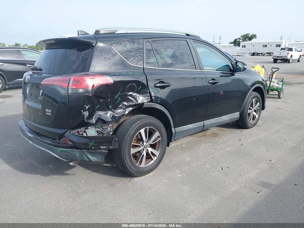 2018 TOYOTA RAV4 XLE