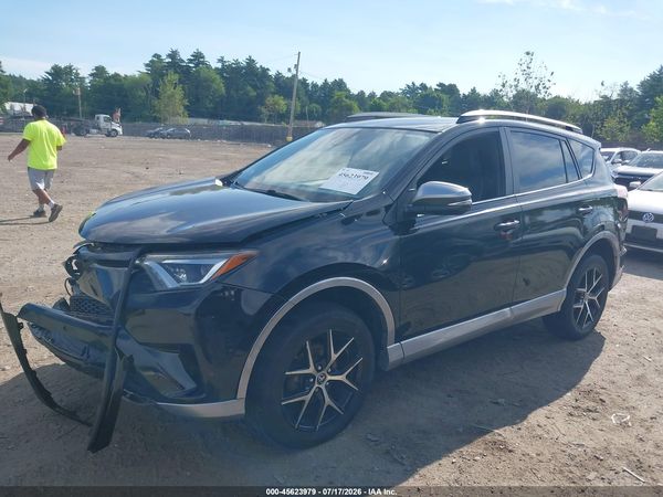 2017 TOYOTA RAV4 SE