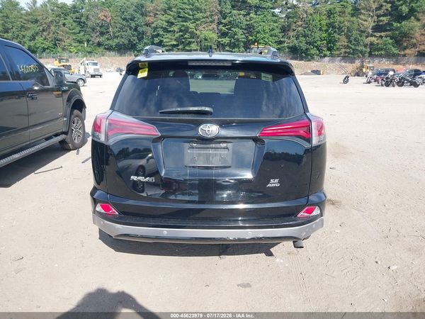 2017 TOYOTA RAV4 SE
