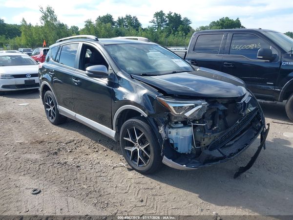 2017 TOYOTA RAV4 SE