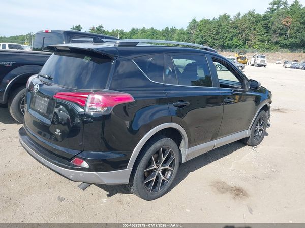 2017 TOYOTA RAV4 SE