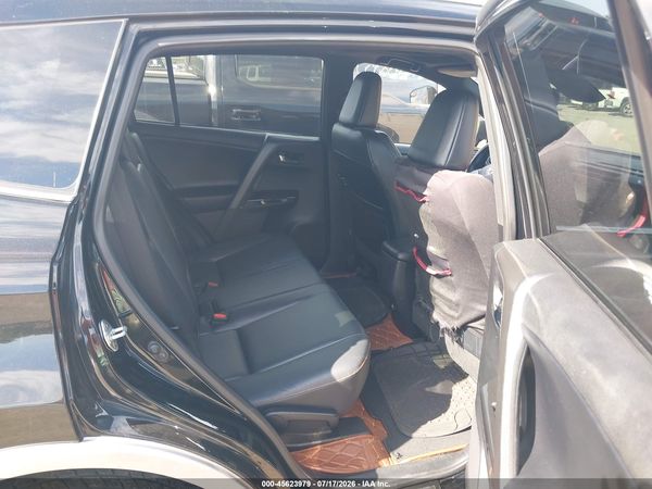 2017 TOYOTA RAV4 SE