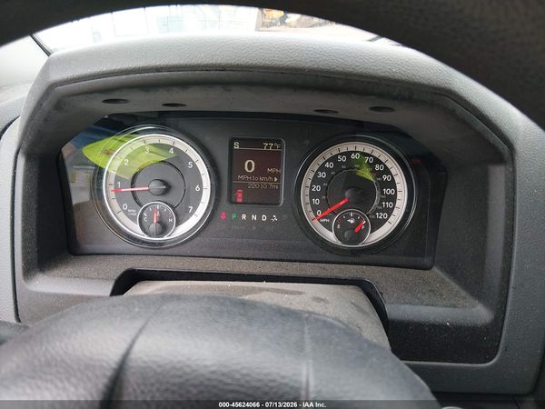2019 RAM 1500 CLASSIC TRADESMAN  4X2 8' BOX