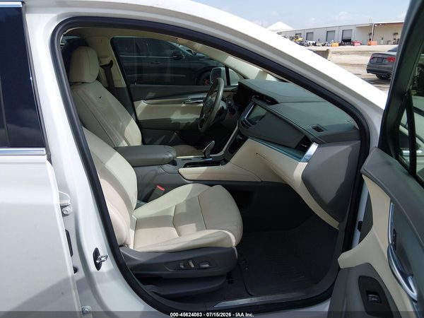2017 CADILLAC XT5 LUXURY
