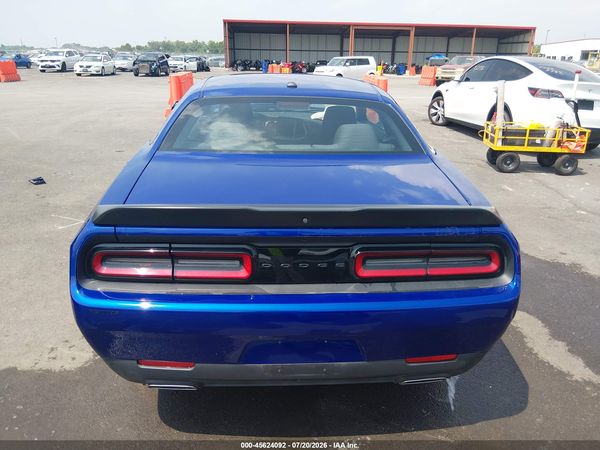 2020 DODGE CHALLENGER SXT