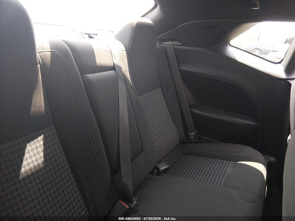 2020 DODGE CHALLENGER SXT
