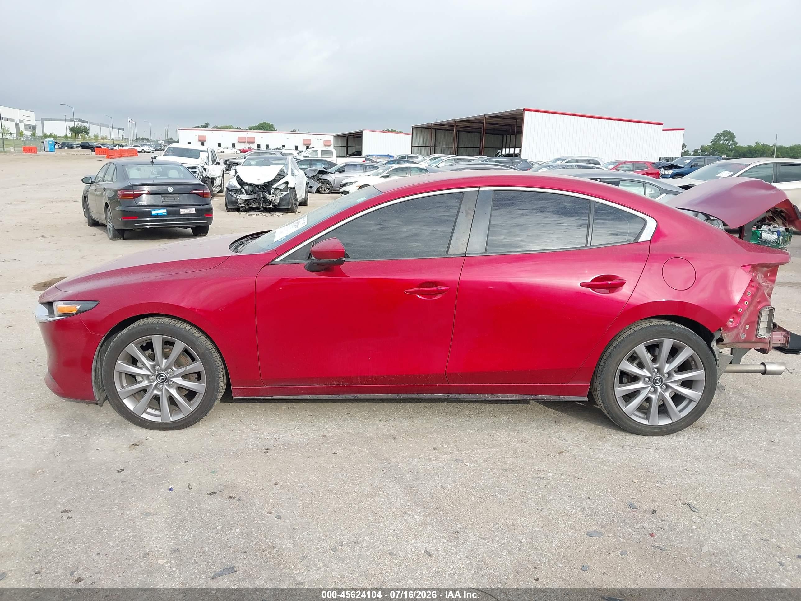 2022 MAZDA MAZDA3 SELECT