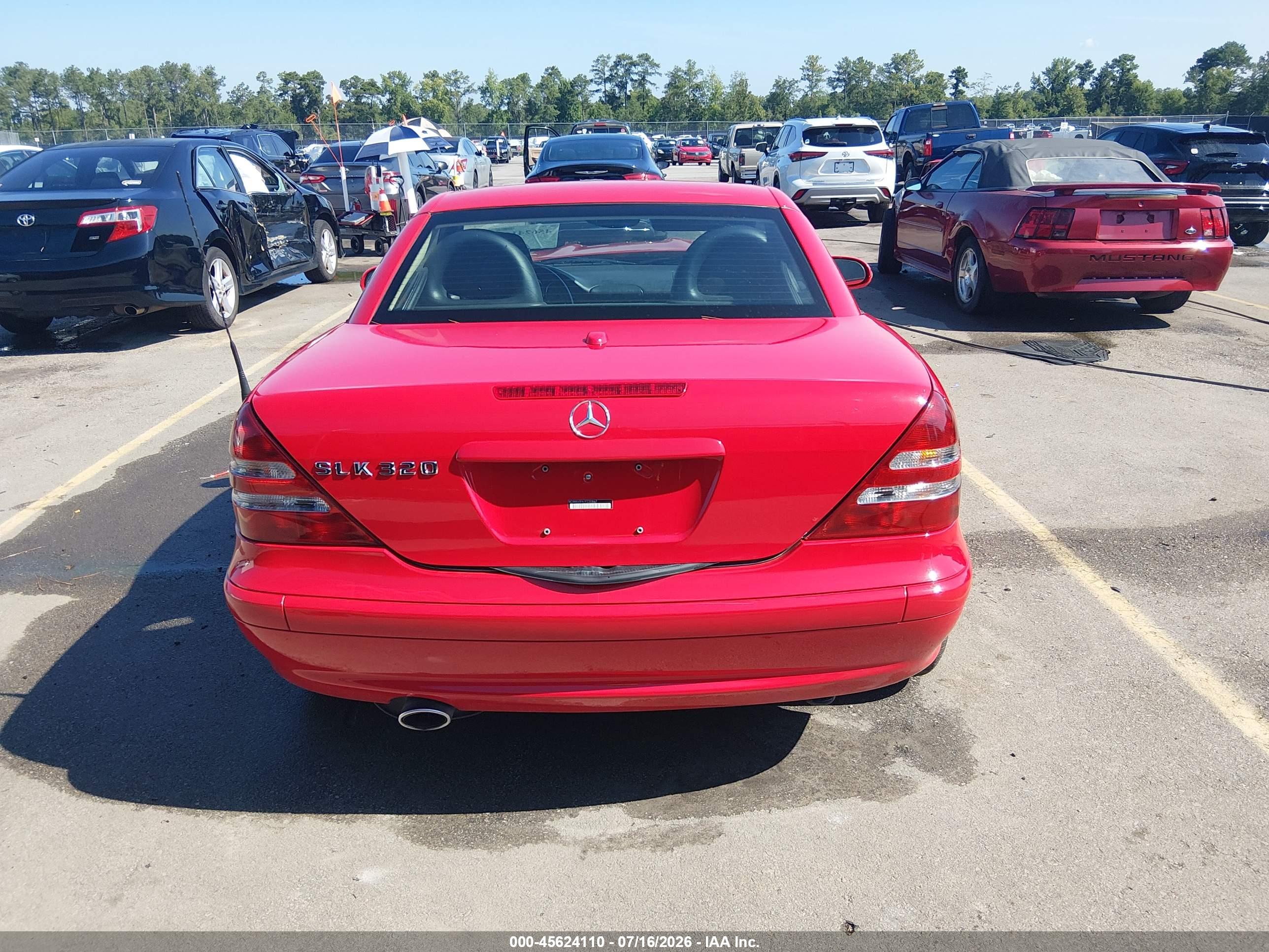 2001 MERCEDES-BENZ SLK 320