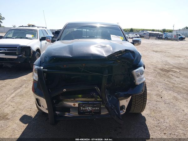 2017 RAM 1500 LARAMIE  4X4 5'7 BOX