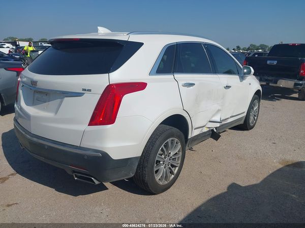 2017 CADILLAC XT5 LUXURY